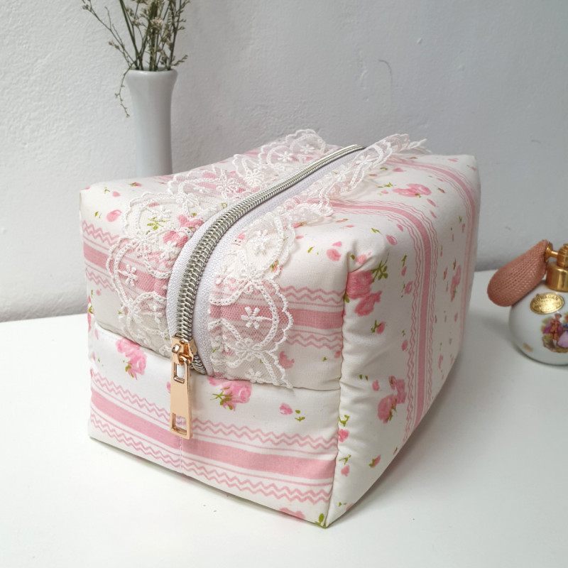 Trousse style shabby taille M