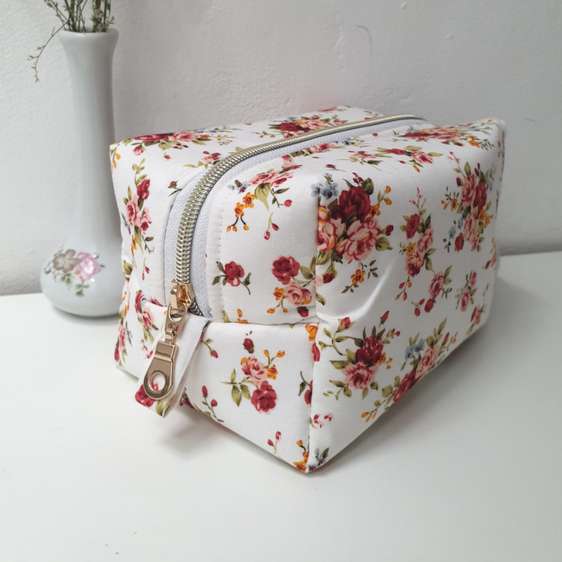 Trousse roses vintage taille M