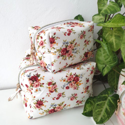 Trousse roses vintage taille S