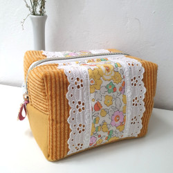 Trousse velours moutarde taille M