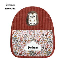 Hérisson tout doux pour aventures en pleine nature