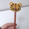 Peluche tigre de crayon