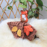 Doudou plat renard roux brodé de feuilles d'arbre fabriqué en Provence