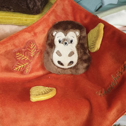 Doudou hérisson artisanal cousu en Luberon