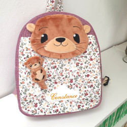 Sac à dos loutre et son bébé crèche et maternelle personnalisable prénom brodé fabriqué en Provence