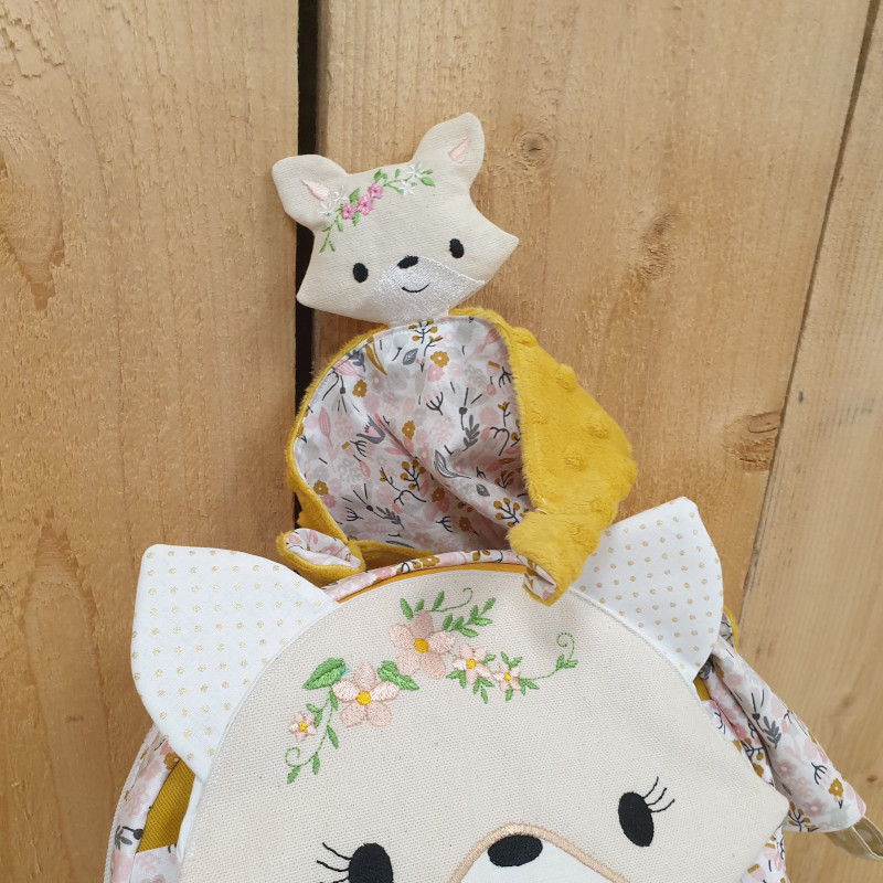 Doudou Rosie et son sac