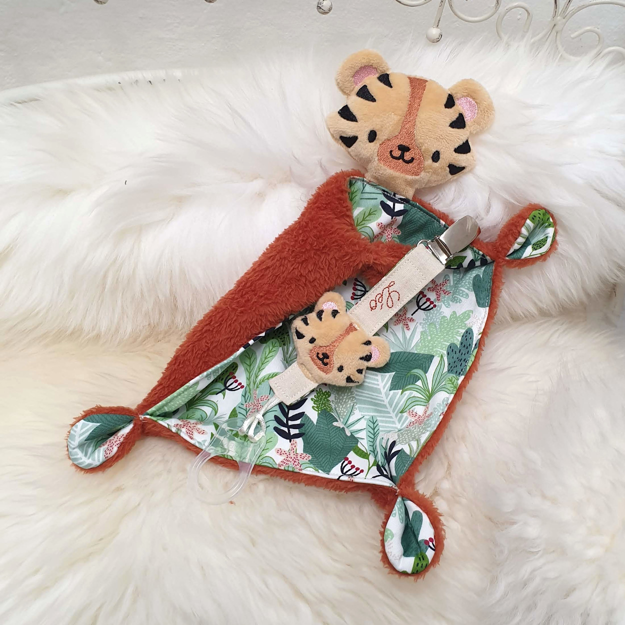 Doudou tigre