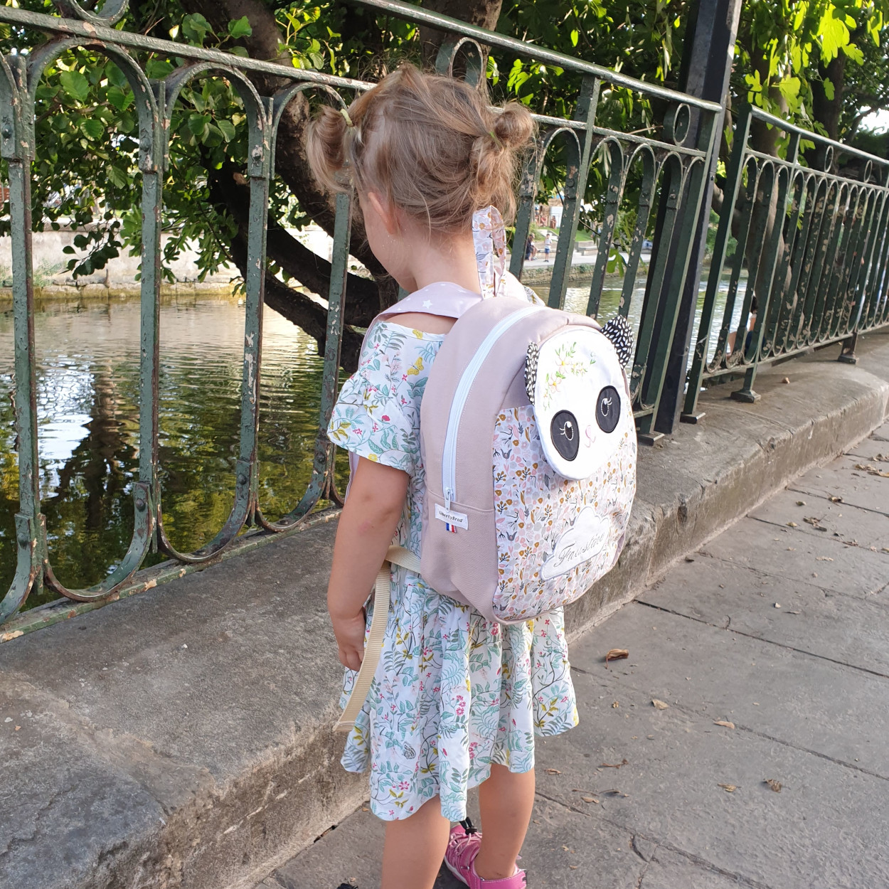 Sac pandaloulette en bord de Sorgue