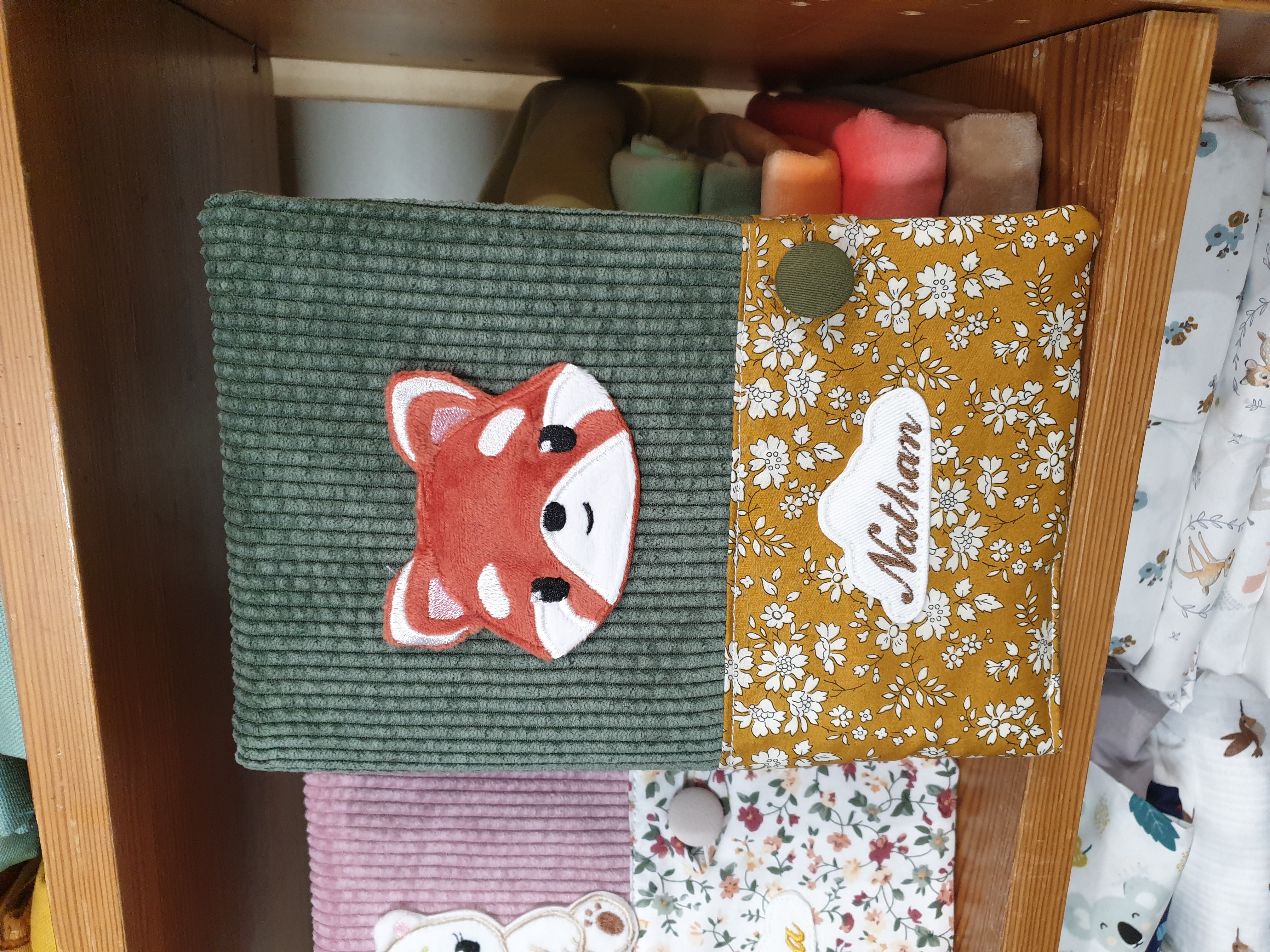 Carnet de santé panda roux